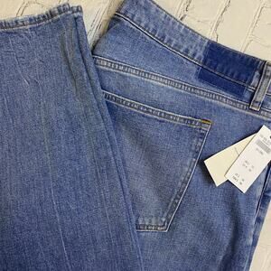 Women’s Abercrombie and Fitch the mom high rise jeans 35x20L curve love‎ fade